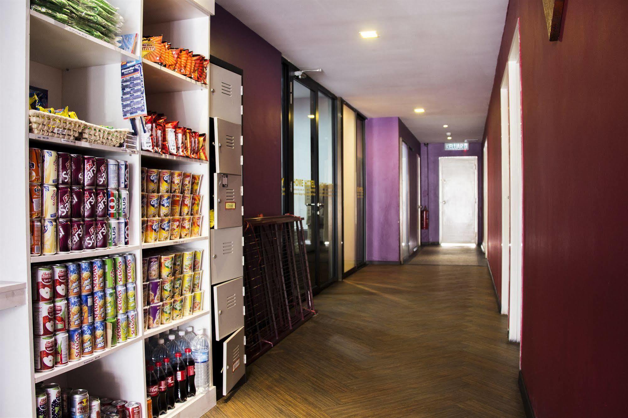 Oyo 996 My Home Hotel Cheras Selatan Exterior photo