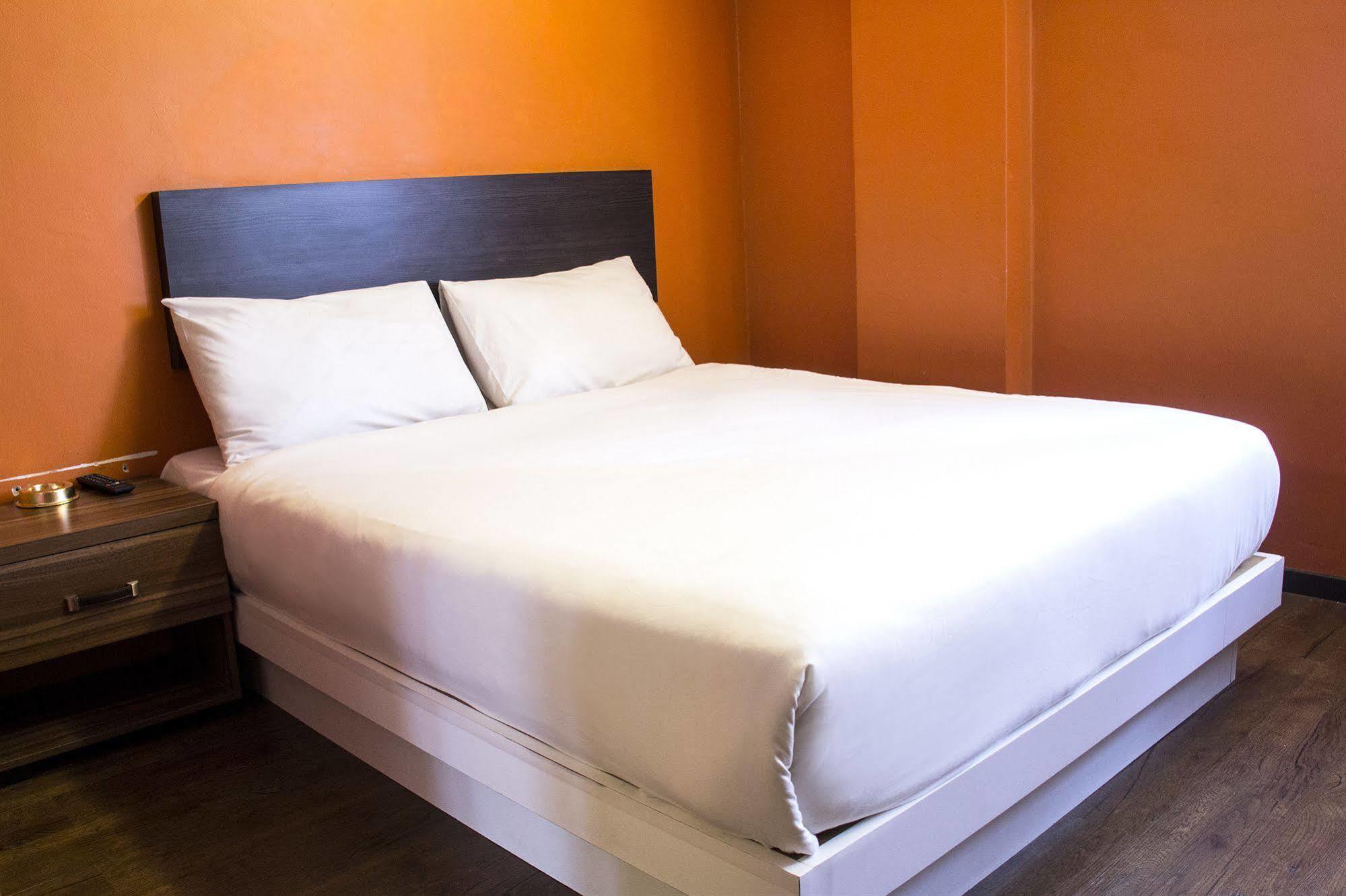 Oyo 996 My Home Hotel Cheras Selatan Exterior photo