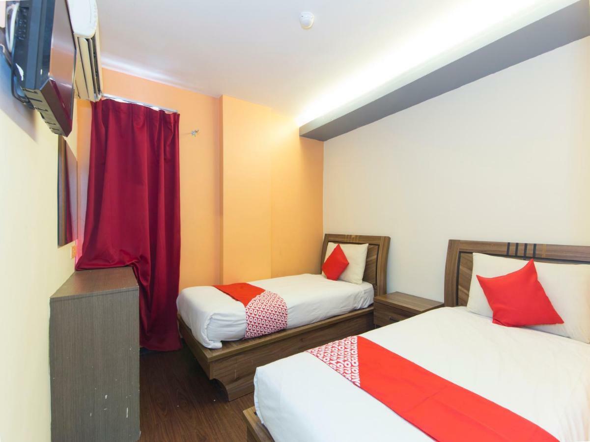 Oyo 996 My Home Hotel Cheras Selatan Exterior photo