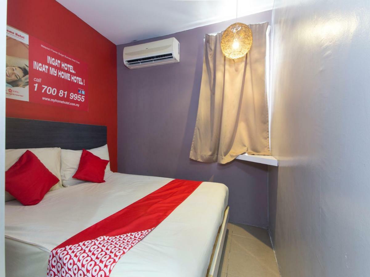 Oyo 996 My Home Hotel Cheras Selatan Exterior photo