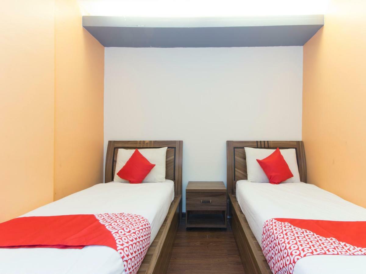 Oyo 996 My Home Hotel Cheras Selatan Exterior photo
