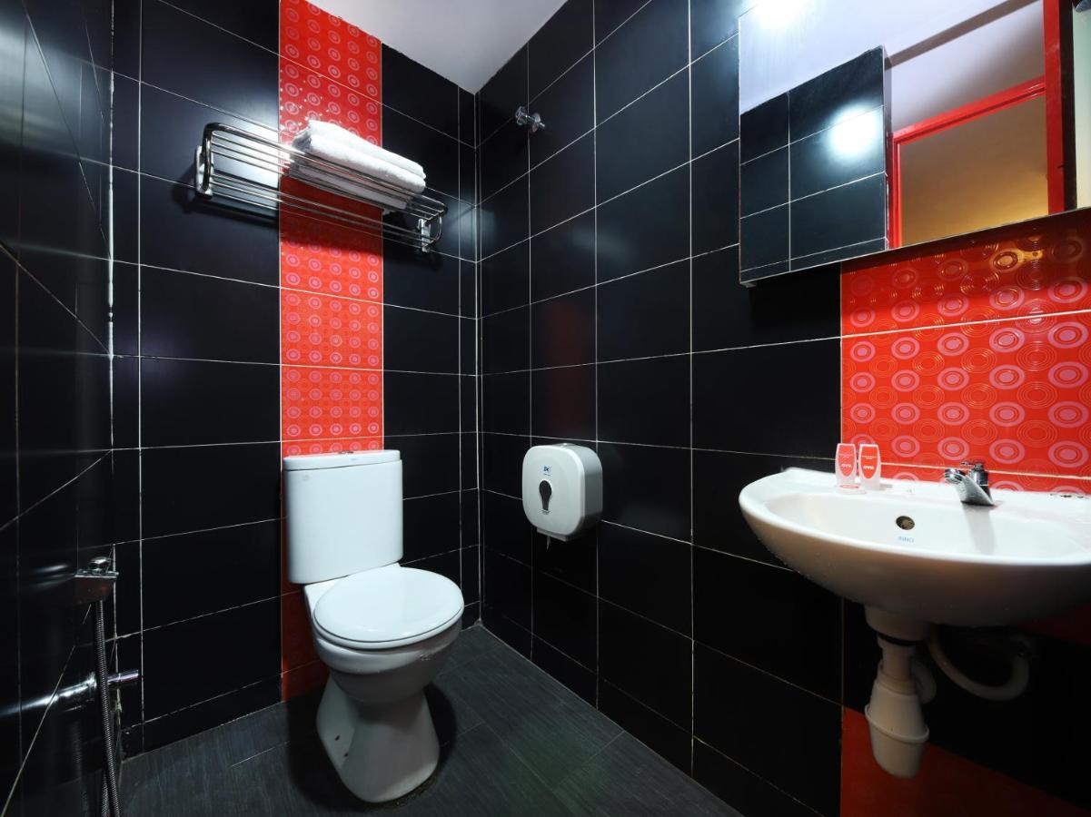 Oyo 996 My Home Hotel Cheras Selatan Exterior photo